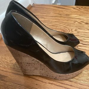 Black Wedges